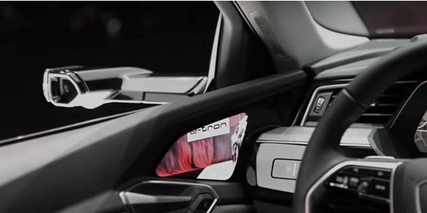 Audi-E-tron-monitor